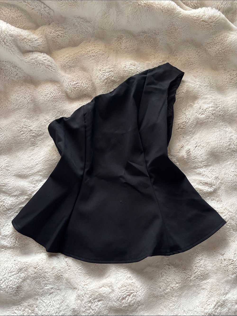 Dynamite Black One-Shoulder Peplum Top